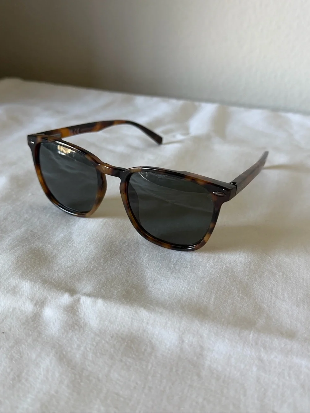 Foster Grant Tortoiseshell Sunglasses for Men